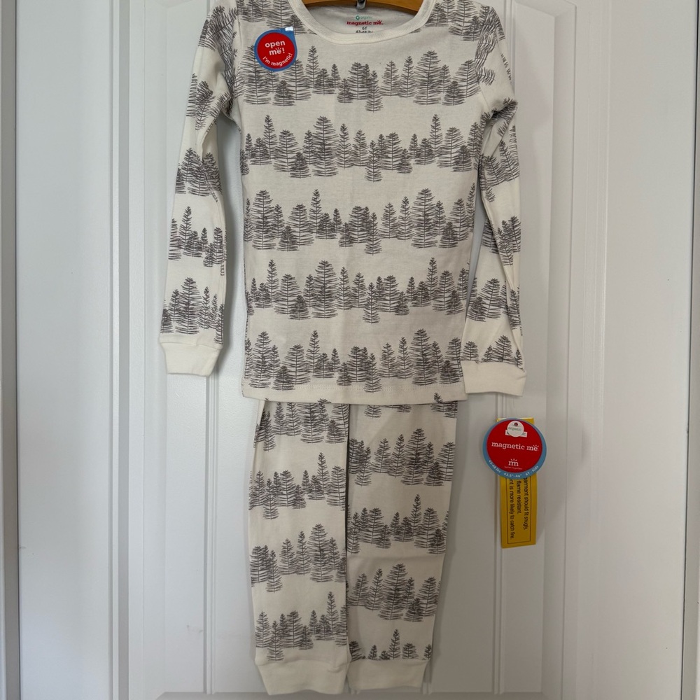 NWT Magnetic Me Organic Kids 2-Piece Pajama Set